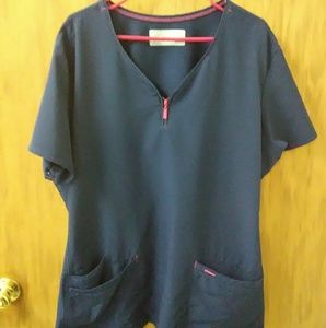 MedCouture Air Scrub top sz. 3X